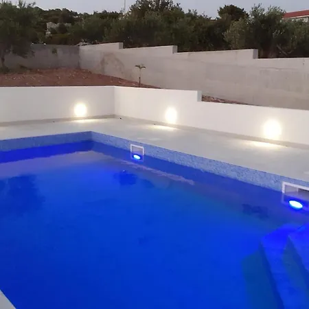 With A Swimming Pool Sevid, Trogir - 15664 Apartmán *