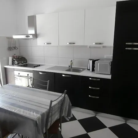 Apartmán With A Swimming Pool Sevid, Trogir - 15664 *