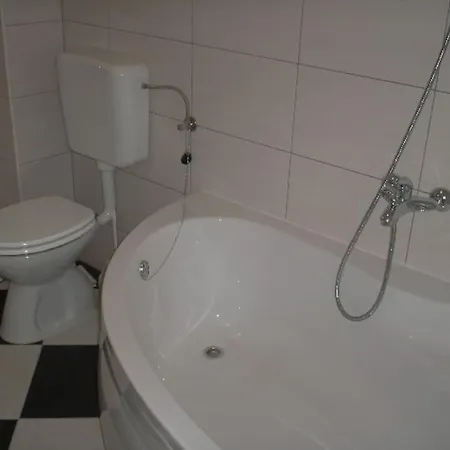 With A Swimming Pool Sevid, Trogir - 15664 Apartmán Sevid